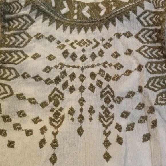 Altard State XS Embroidered Top Open Back Hi-Low Crinkle Broomstick Cream Green - Picture 8 of 11